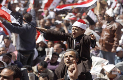 عام على 25 يناير.. الثورة مستمرة