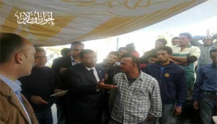 نائب "الحرية والعدالة" ينصف عمال مجلس مدينة شرم الشيخ