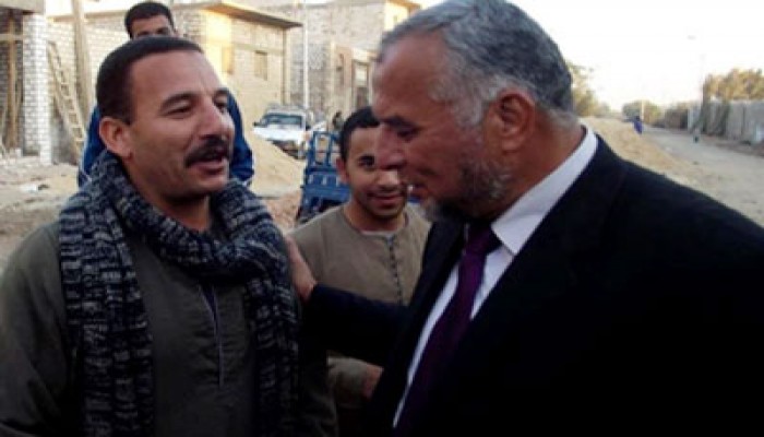 سلطان ينهي اعتصام عمال المخابز بالمنيا