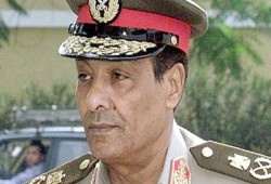 طنطاوي يعلن تسليم السلطتين التشريعية والرقابية لمجلس الشعب