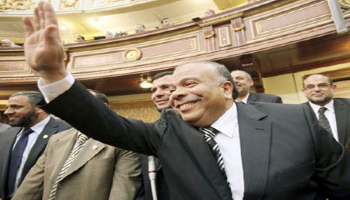 فوز د. الكتاتني برئاسة مجلس الشعب بـ399 صوتًا