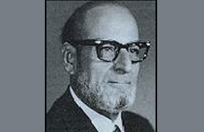 د. عيسى عبده.. رائد الاقتصاد الإسلامي