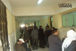 موظف يسب قاضيًا بالدقهلية.. ومجند يوجِّه الناخبين للنور