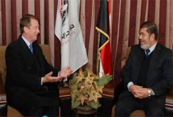 "الحرية والعدالة" يستقبل سفير بريطانيا بالقاهرة