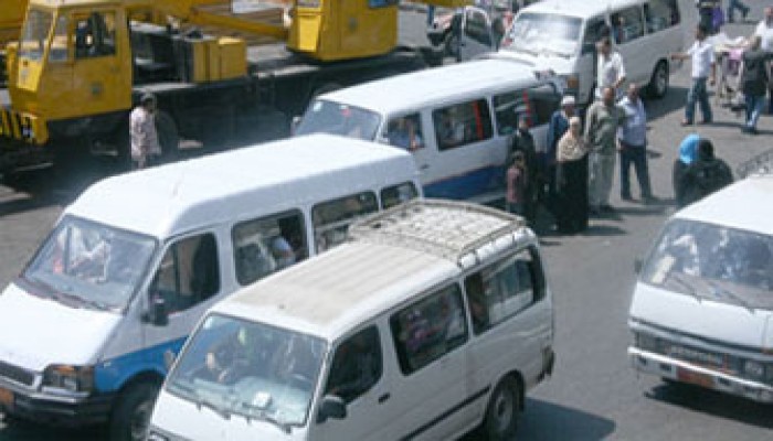 فض اعتصام سائقي "ميكروباص" الجيزة