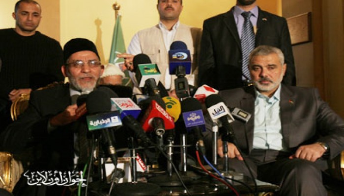 هنية يلتقي المرشد العام ويؤكد: الزمن تغير