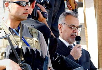 طارق الهاشمي: المالكي مدعوم من واشنطن وطهران