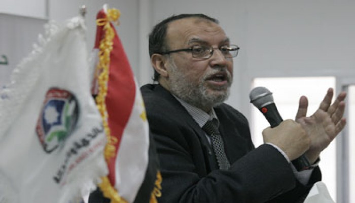 د. العريان: الوفاء للشهداء لن يتم إلا ببناء مؤسسات الدولة