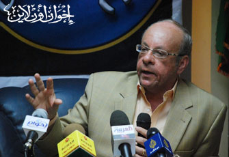 الإخوان" و"المجلس العسكري"‏..‏ وثقافة الديمقراطية