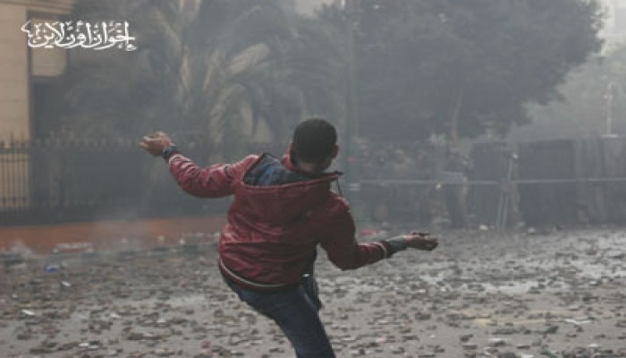 بيان من "الحرية والعدالة" عن تصاعد الاشتباكات أمام مجلس الوزراء