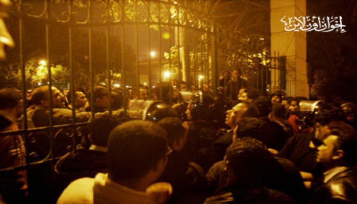 قاضي لجنة فرز "الدائرة التاسعة" بالقاهرة يعرقل مهمة الصحفيين