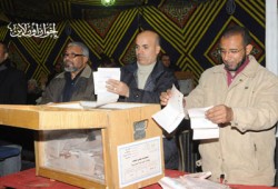 تضارب الأنباء حول وقف الانتخابات بالدائرة الأولى بالقاهرة