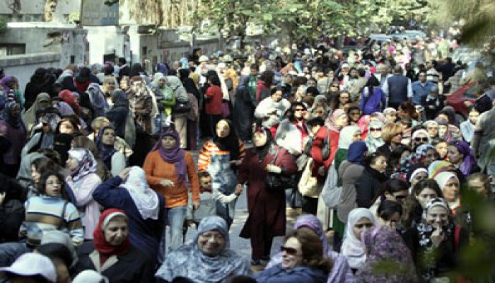 طوابير الديمقراطية.. "طعم تاني"