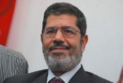 د. مرسي يشارك في اجتماع القوى السياسية مع "العسكري"