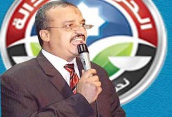 البلتاجي يطالب شرف بإعلان تضامنه مع "الميدان"