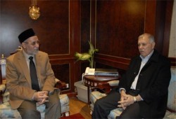 المرشد العام يستقبل سفير فلسطين بالقاهرة