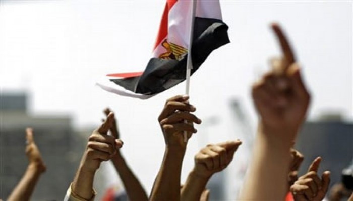 أتموا ثورتكم.. لا تخونوا دمي ولا الميدان