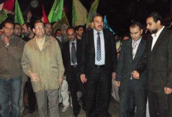 مسيرة لمرشحي "الحرية والعدالة" بالدائرة الأولى في القاهرة