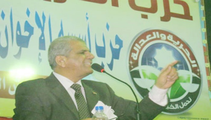 صبحي صالح: بناء مصر يحتاج الجميع