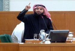 ثلثا برلمان الكويت يسعون لطرد السفير السوري
