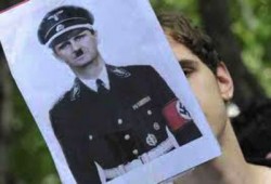 27 شهيدًا جديدًا بسوريا وعروض باللجوء للأسد