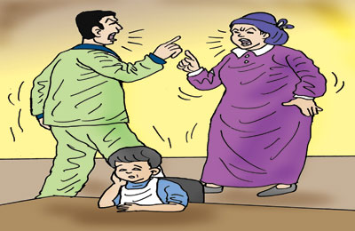 زوجتي مصرِّة على الطلاق وأخاف على أبنائي!!