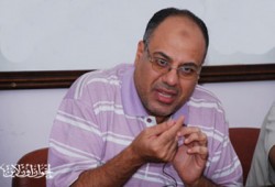 أنيس منصور.. مواقف من الهوية