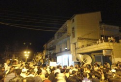 10 شهداء بسوريا والثوار ينذرون الأسد