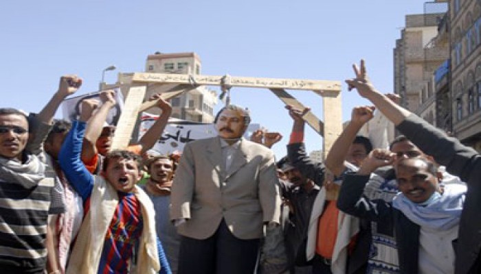 تسجيل صوتي يفضح صالح.. وشهداء جدد باليمن