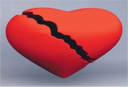 أمي قاسية القلب.. لم أسمع منها كلمة حب!!