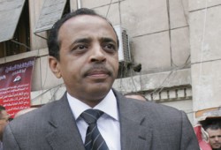 جمال حنفي يتقدم بأوراق ترشُّحه عن دائرة قصر النيل