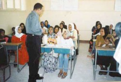 البحيرة.. مشروع لمحو أمية الفتيات بـ"الحرية والعدالة"