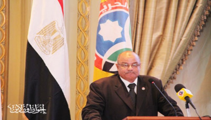 "الحرية والعدالة" بالإسكندرية يطالب بإقالة رئيسة الجامعة