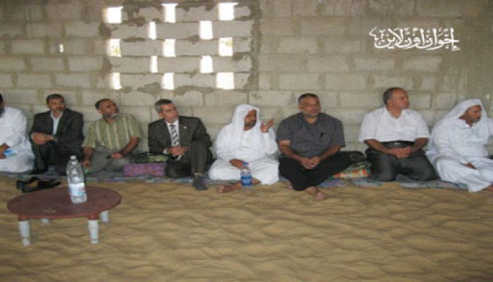 "الحرية والعدالة" يلتقي بعض رموز البدو بشمال سيناء