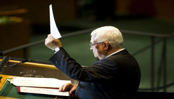 الفلسطينيون: خطاب عباس متناقض وليس محل إجماع