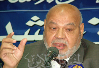 القاضي الجليل وآمال الأمة