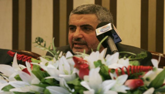 حسن مالك: "العمل" يقضي على الفقر والبطالة ويحقق النهضة