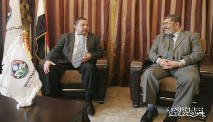 "الحرية والعدالة" يستقبل القائم بأعمال السفارة الروسية