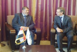 رئيس "الحرية والعدالة" يستقبل ممثلاً للاتحاد الأوروبي