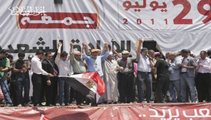 أبو بركة: الكلمة للشعب ونرفض شق الصف