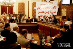 "التحالف الديمقراطي" يجدد تمسكه بمطالب الثورة