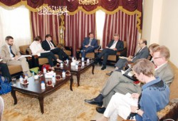 د. مرسي يلتقي وفدًا من البرلمان الاتحادي الألماني