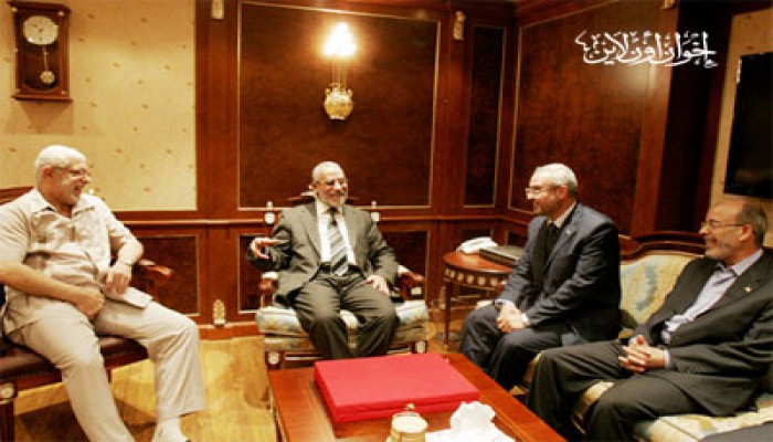 المرشد العام يستقبل وفد الحكومة الفلسطينية بغزة