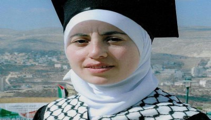 أسيرة محررة تطالب بتحرك دولي ضد إجرام الصهاينة