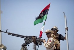 صحيفة: "النيتو" منقسم والصين تتقرب لثوار ليبيا