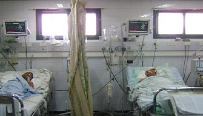 مطالبة حقوقية بحل مشكلة قطاع غزة الصحية