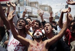 "علماء المسلمين" يحذِّر من جرِّ اليمن إلى حرب أهلية