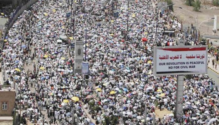 ديكتاتور اليمن يقتل المعتصمين.. والثوار يعلنون التحدي