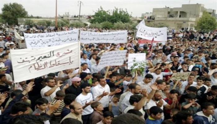 الأمن السوري يقتل 11 خلال مظاهرات حمص