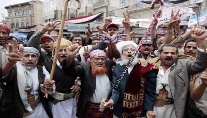 النيويورك تايمز: الديكتاتور اليمني يثير الفوضى